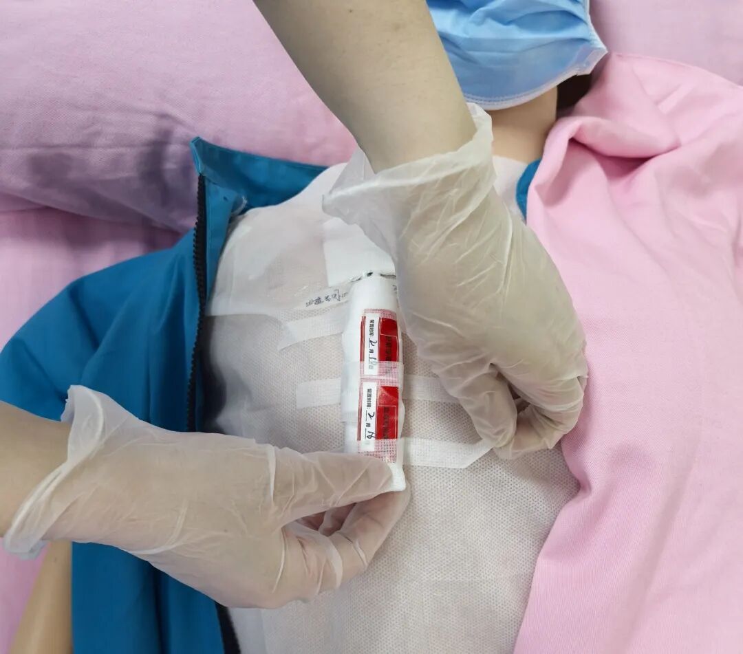 无菌纱块怎么使用一文让你学会透析导管自我换药_https://www.jmylbn.com_新闻资讯_第118张