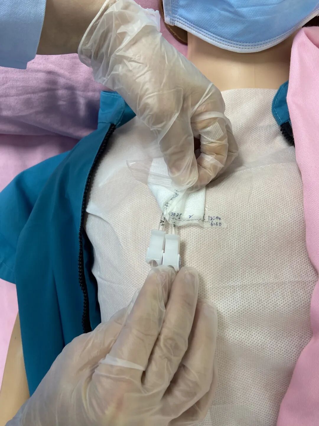 无菌纱块怎么使用一文让你学会透析导管自我换药_https://www.jmylbn.com_新闻资讯_第42张