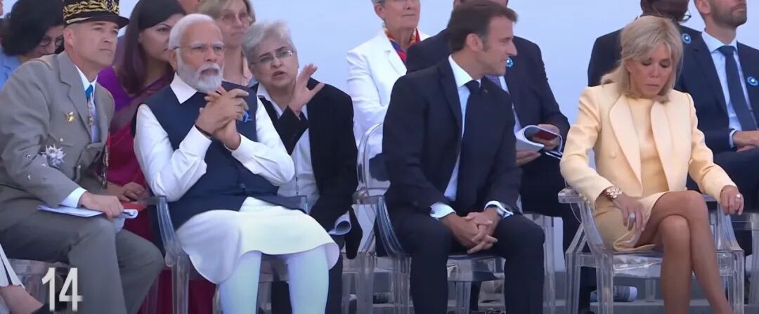 国庆报道｜用顺利的阅兵式开启国庆一天好心情