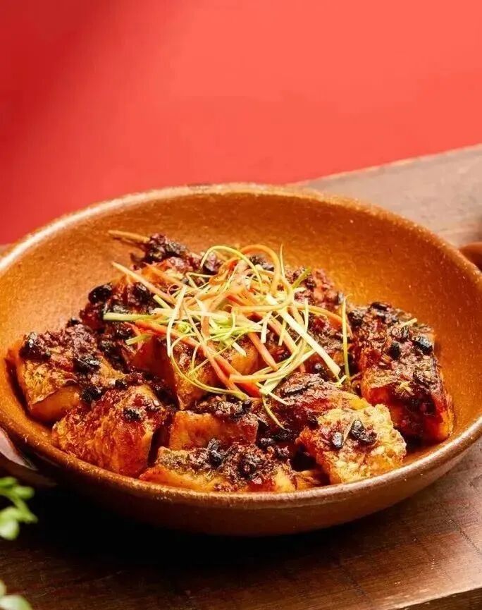 16道 旺销招牌菜，特色风味，精致融合