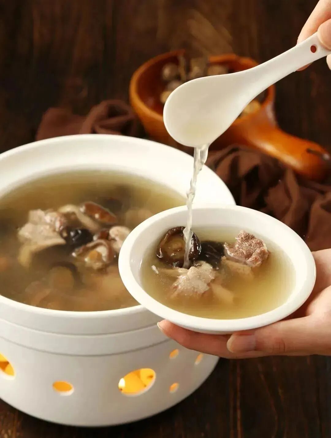 16道 旺销招牌菜，特色风味，精致融合