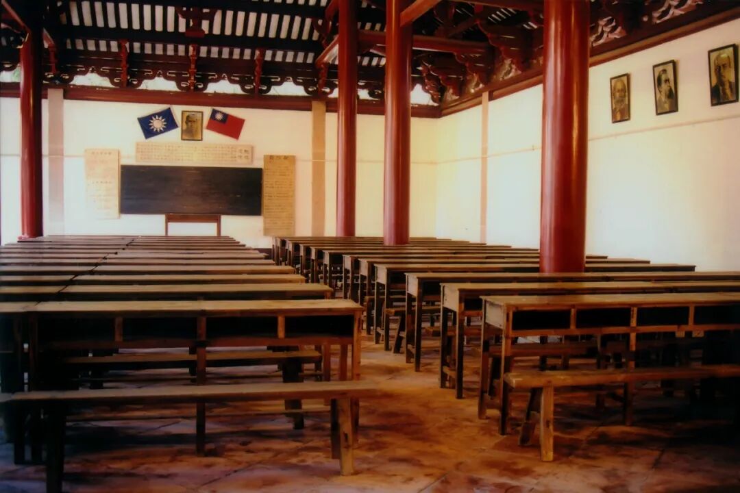 课堂复原陈列.jpg