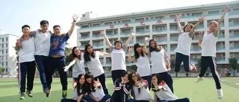 2020大学录取通知书，打开后有惊喜