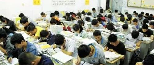 2020年高考录取通知书开始邮寄！收到一看，顿觉奋斗值得！大学党注意事项来啦！