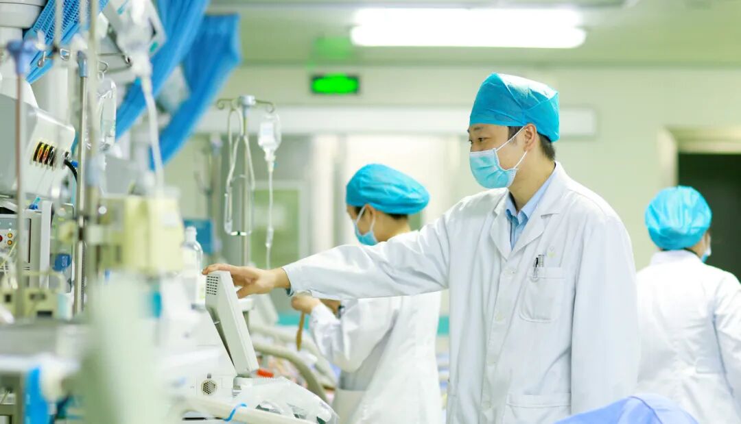 什么是有创呼吸机图片【人医科普】呼吸机：ICU里的呼吸管家，为生命续航_https://www.jmylbn.com_新闻资讯_第5张