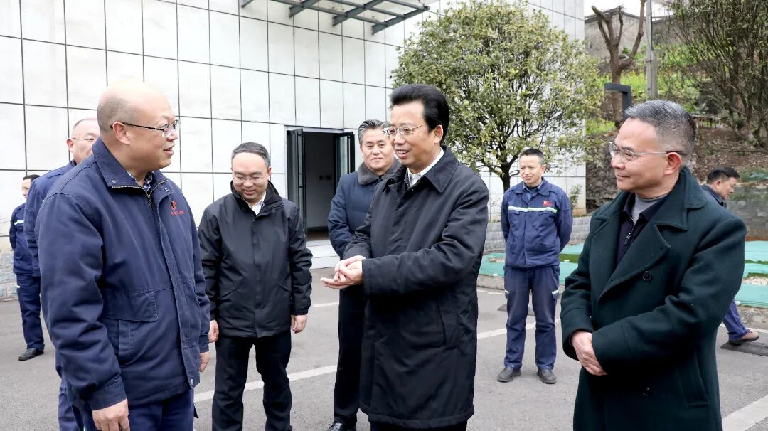 市委秘书长黄家忠,市人大常委会副主任,水城区委书记陈石,首钢水城