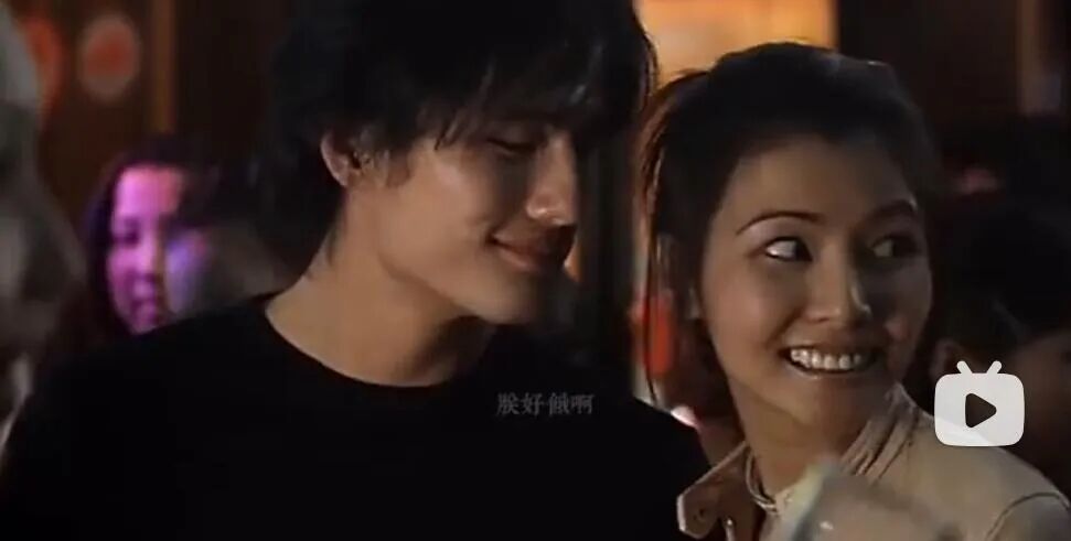 现在重温尹子维在《绝色神偷》《雀圣》《新警察故事》里的cut惊觉,靠