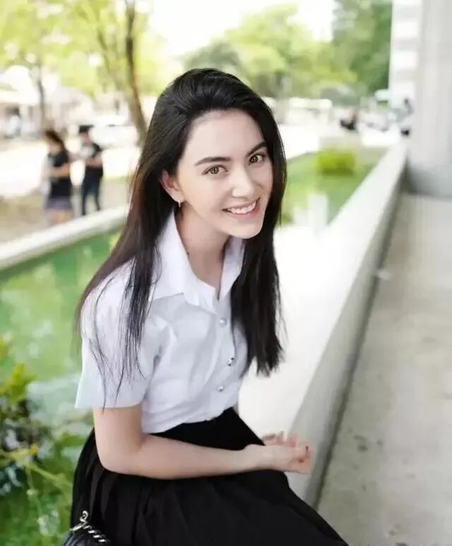 靠脸硬控,她算浪姐5的颜霸吗?