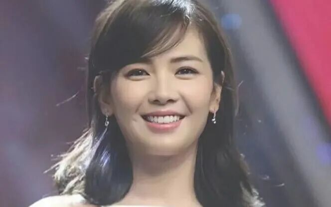 高圆圆代餐?不,叔圈的天菜老婆