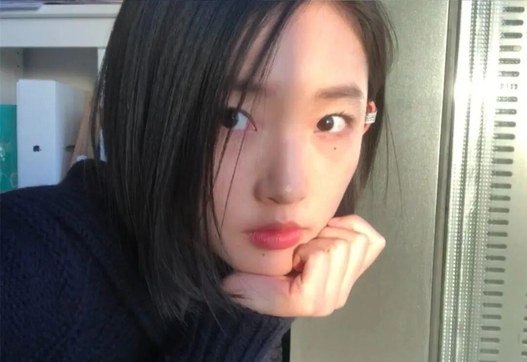 这样一张脸,凭什么在95花弯道超车