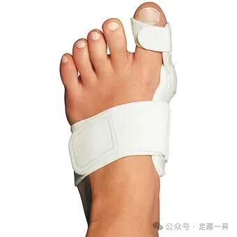 压舌板用纱布怎么包拇外翻｜术后压舌板敷料包扎技术_https://www.jmylbn.com_新闻资讯_第12张