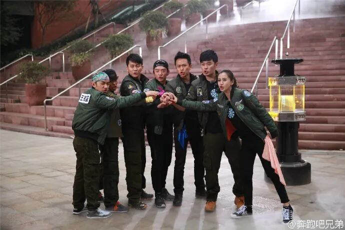 《奔跑吧》“跑男变走男”，户外竞技真人秀退出爆款行列