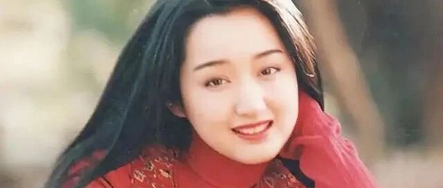 杨钰莹的隐秘情史:昔日恋人赖文峰出狱后,为何没与她重燃旧情?