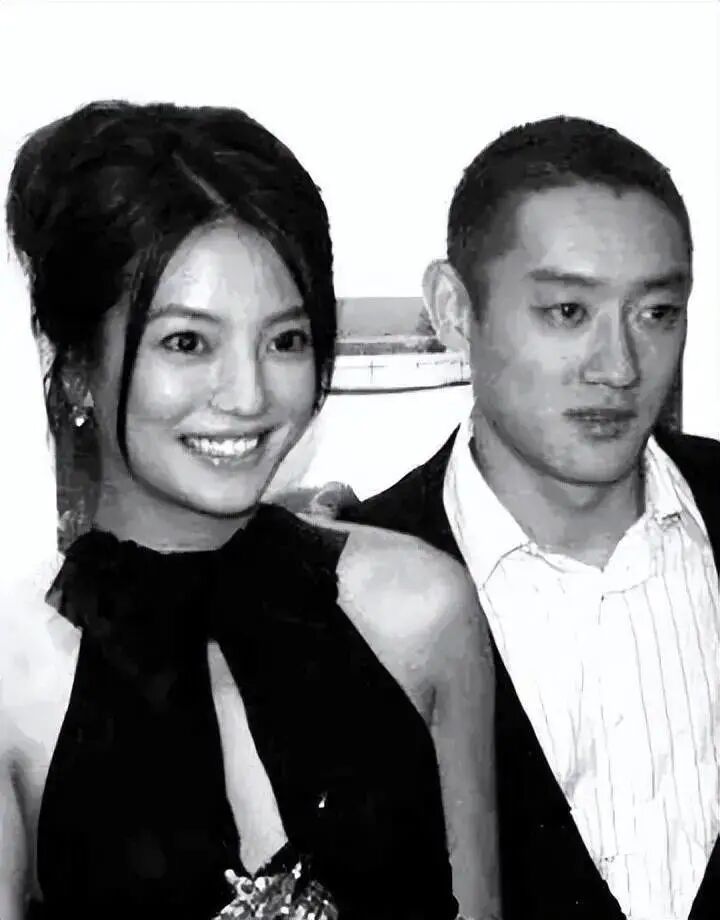 贵公子汪雨,也是赵薇的绯闻男友之一.