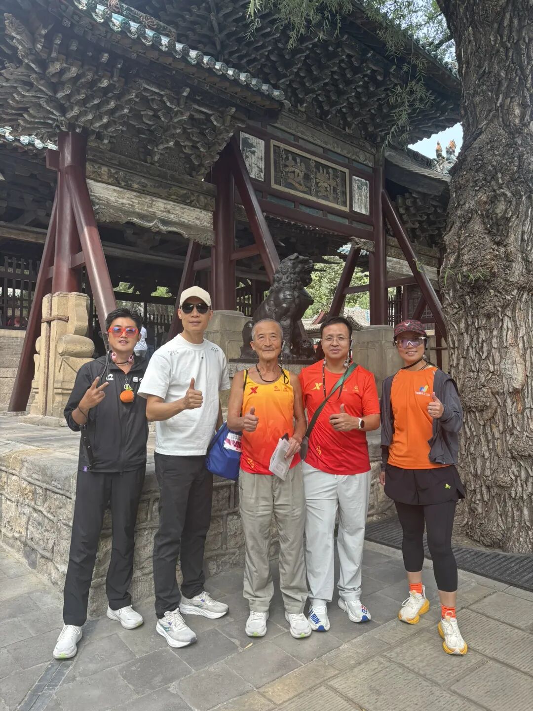 太原马拉松赛道干净服务贴心 跑者体验与免费景点