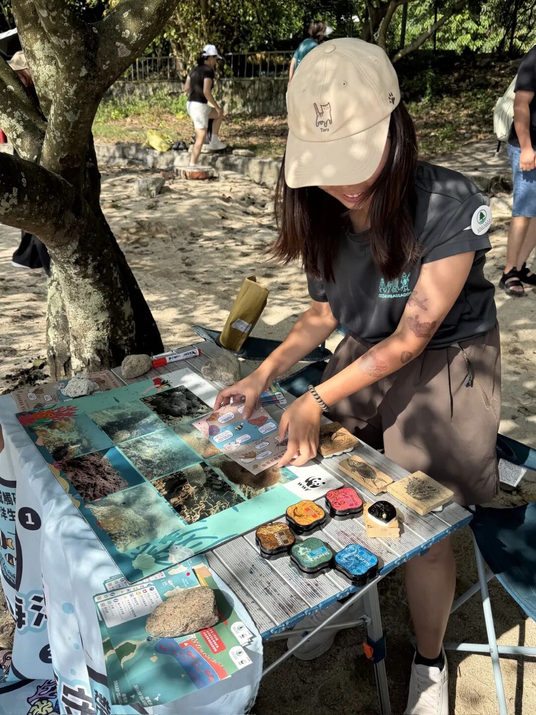 香港西贡半月湾桥咀洲攻略 40港币坐船解锁玻璃海