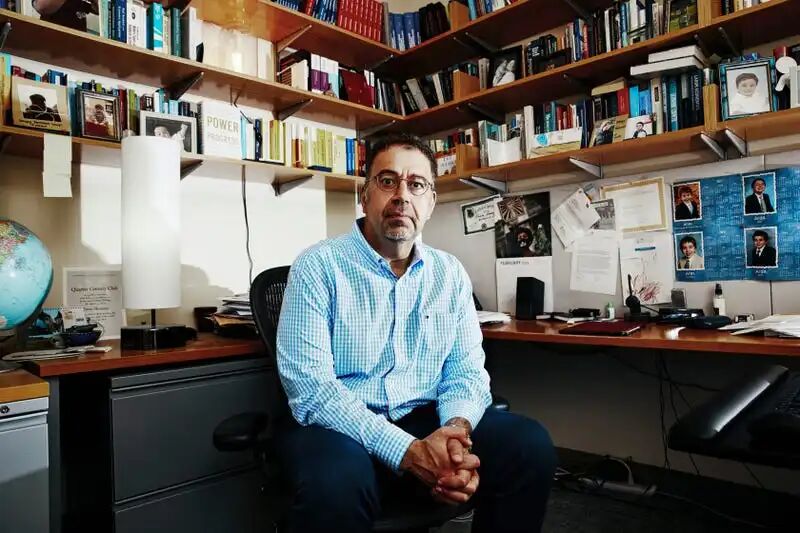 AI-Driven Cataclysm Could Rock the Job Market: Top Economist - Business  Insider