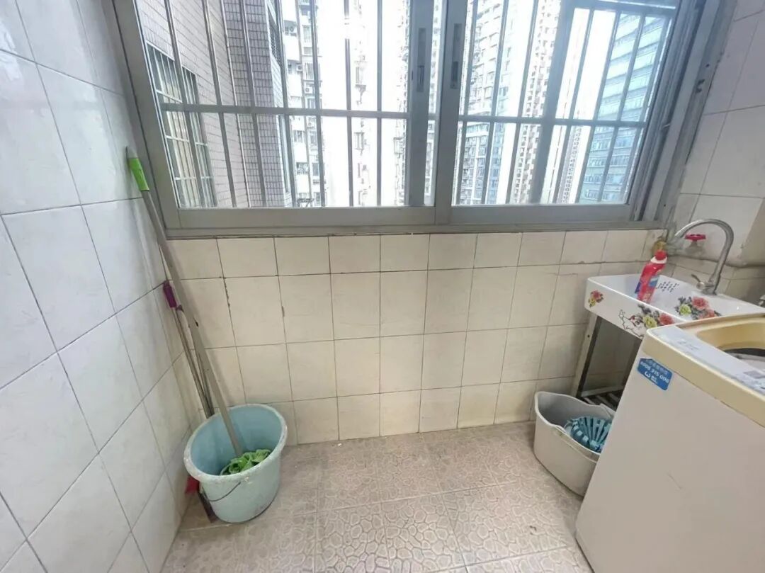 天河北二手房【华天国际广场】78平，总价470万！