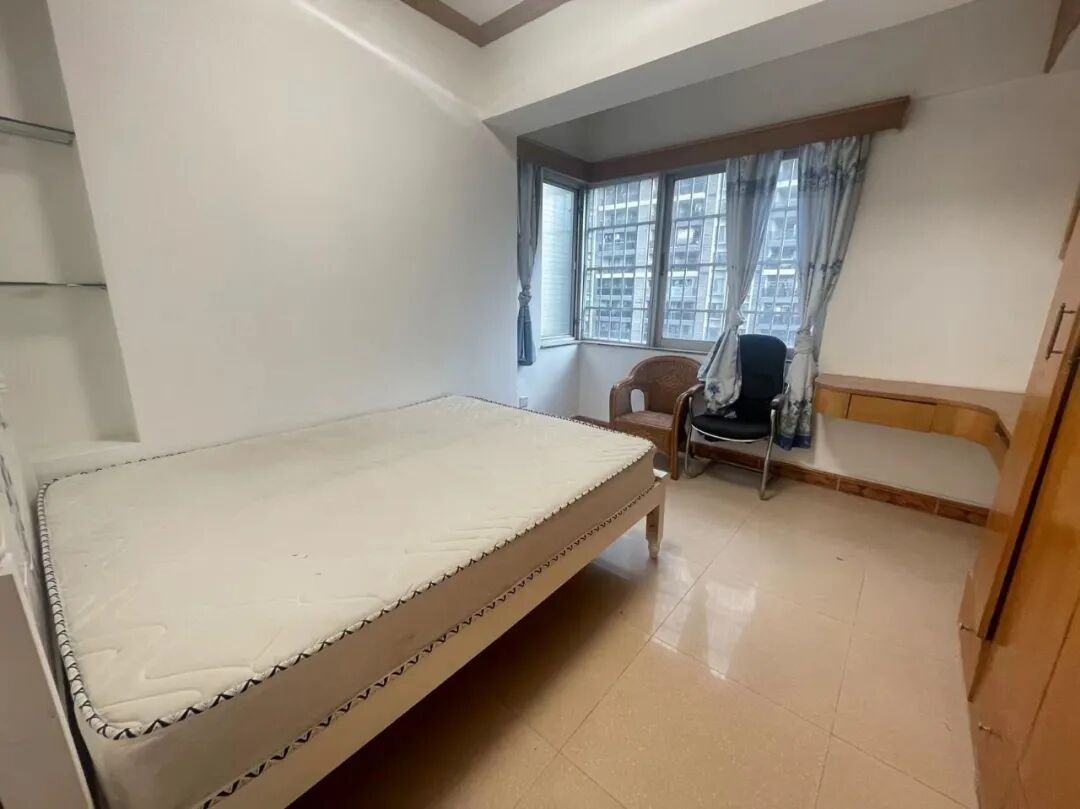 天河北二手房【华天国际广场】78平，总价470万！