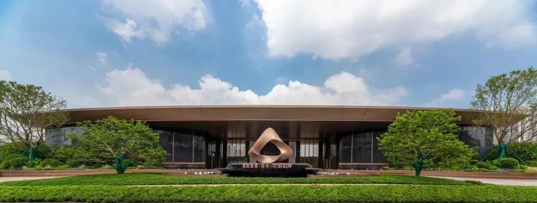 保利花语和岸加推142㎡四房户型，单价5.4万元/㎡起