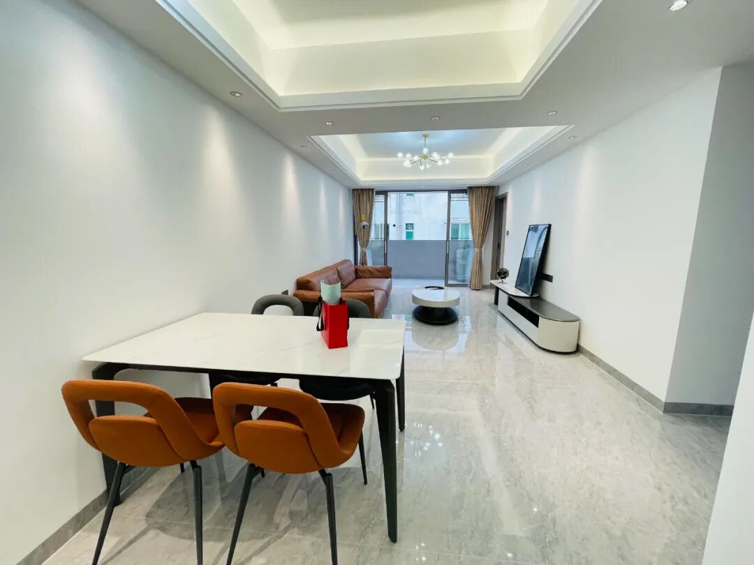 天河北二手房【润华大厦】109平，总价688万！