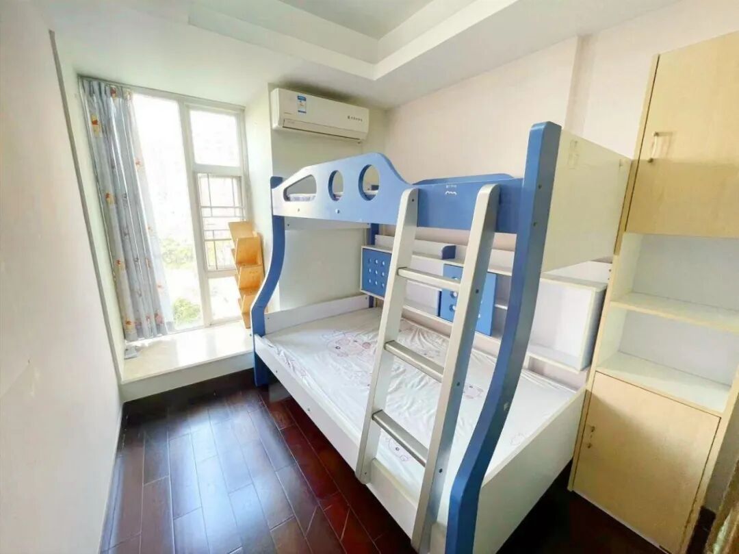 天河北二手房【伊顿18】122平，总价950万！