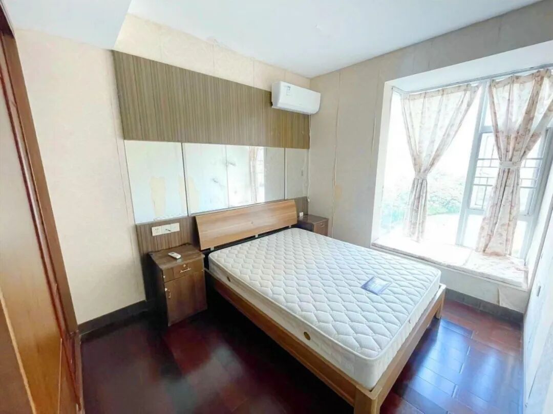 天河北二手房【伊顿18】122平，总价950万！