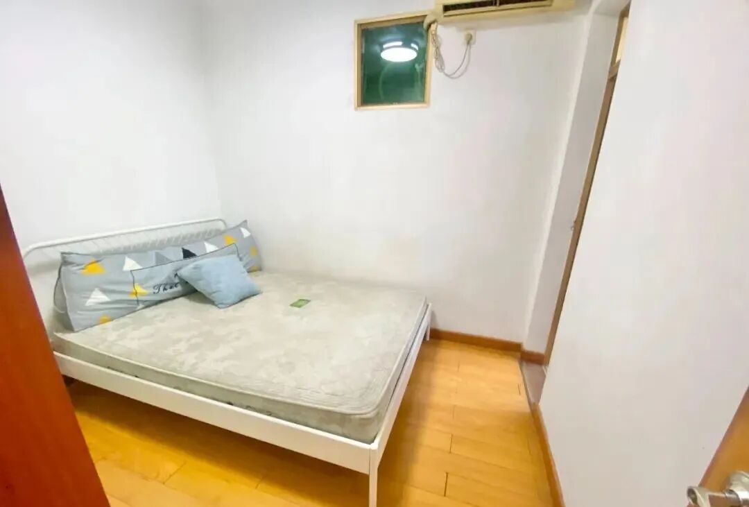 天河北二手房出售，帝景苑，124平，1100万！