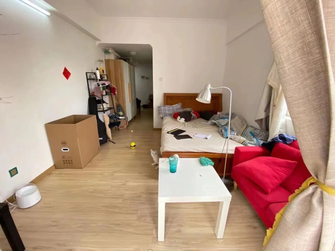 天河北二手房【鸿翔大厦】42平，总价300万！