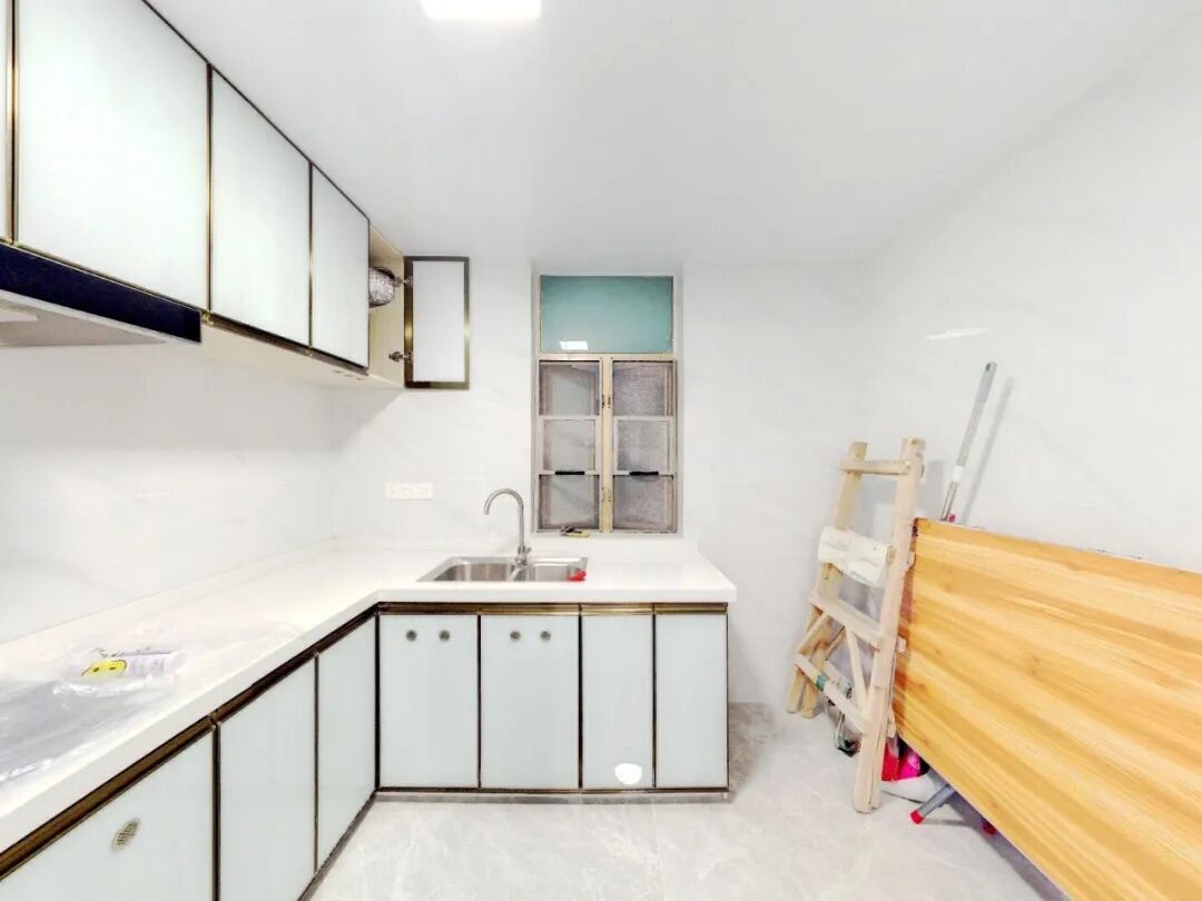 天河北二手房【帝景苑】124平，总价820万！