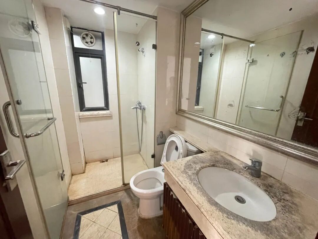 天河北二手房【保利中辰广场】82平，总价730万！