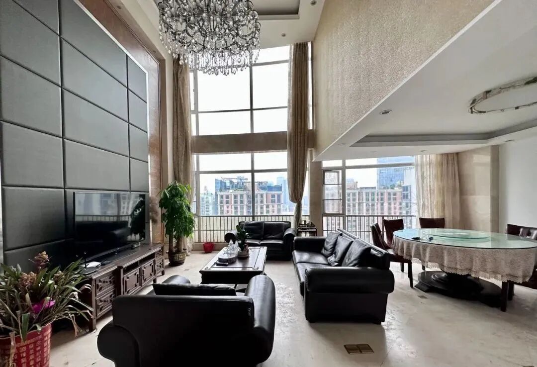 天河北二手房出售，中怡城市花园，235平，2480万！