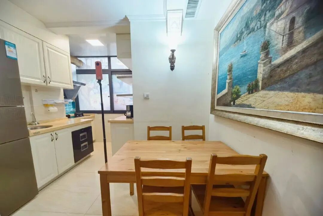 天河北二手房出售，紫荆小区电梯南向三房，急售！