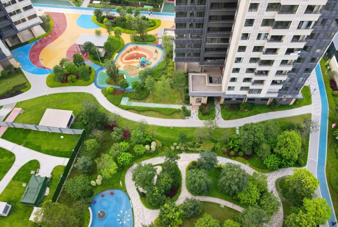 白云品实云湖花城70-140㎡三至五房，首期26万起!