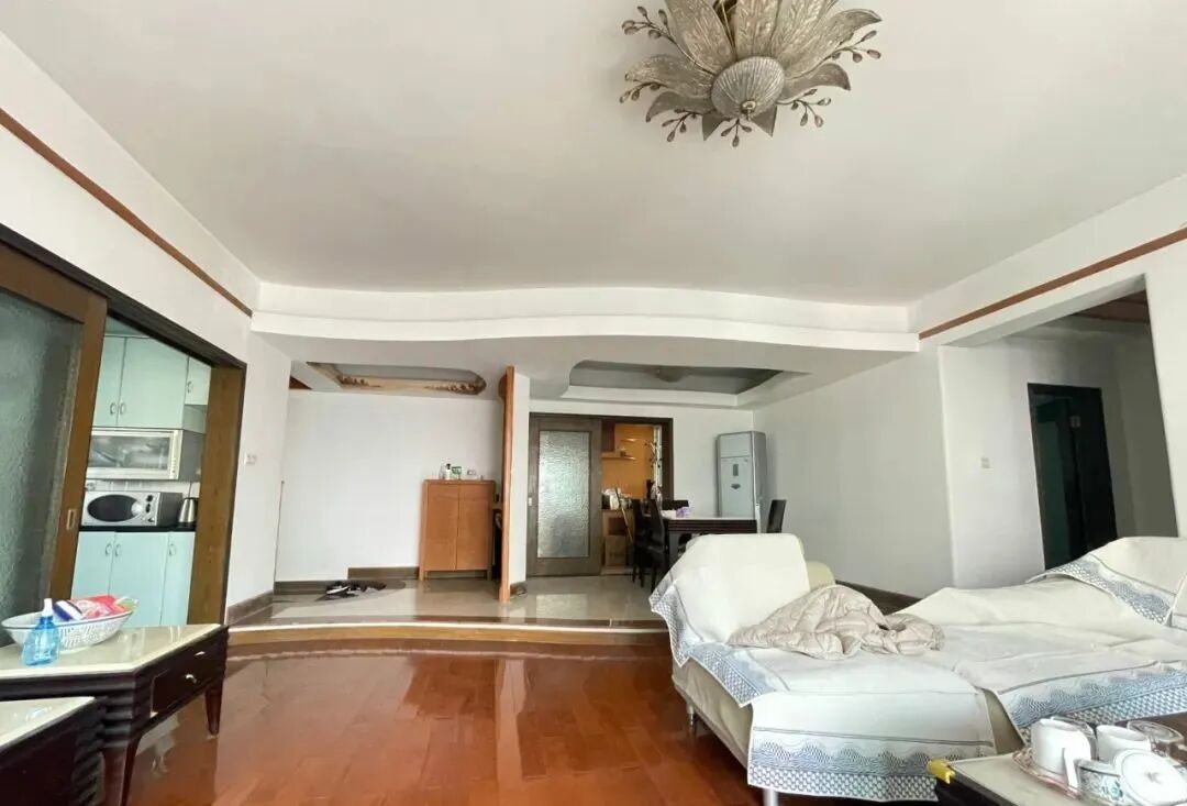 天河北二手房【金田花苑】175平，总价1200万！