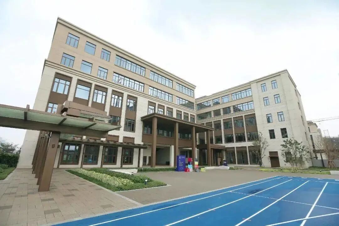 番禺广州城投岭南府低至3.6万/㎡，能不能入手？