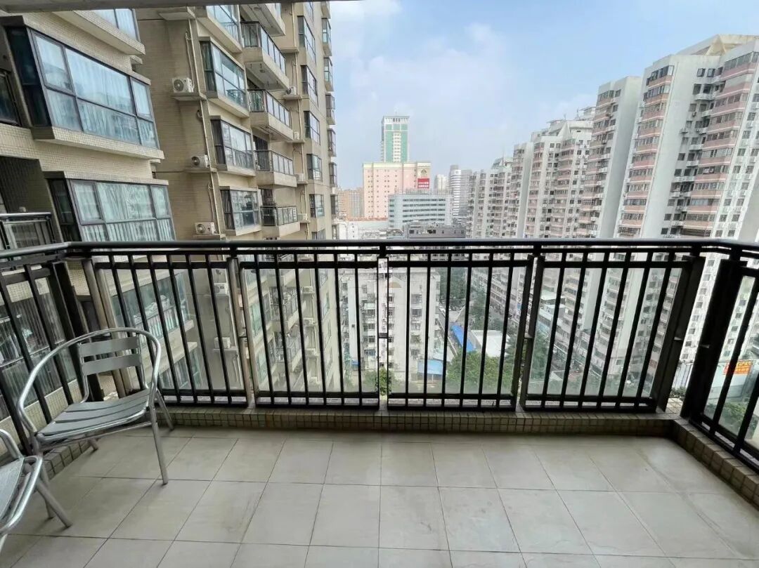 天河北二手房【保利中辰广场】82平，总价850万！