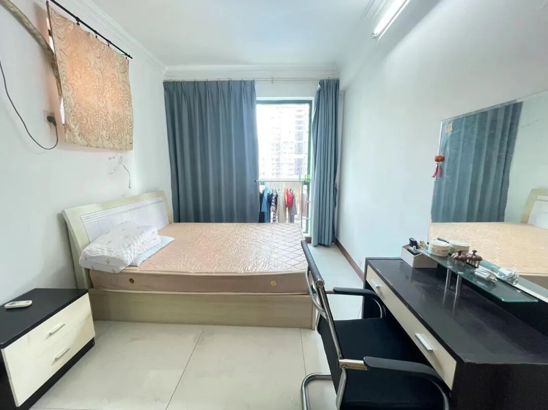 天河北二手房【金海花园】74平，总价520万！