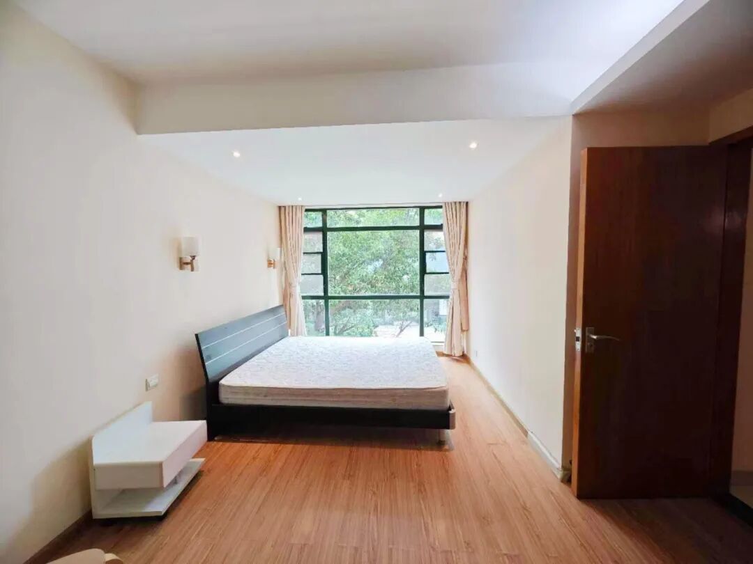 天河北二手房【金海花园】78平，总价650万！