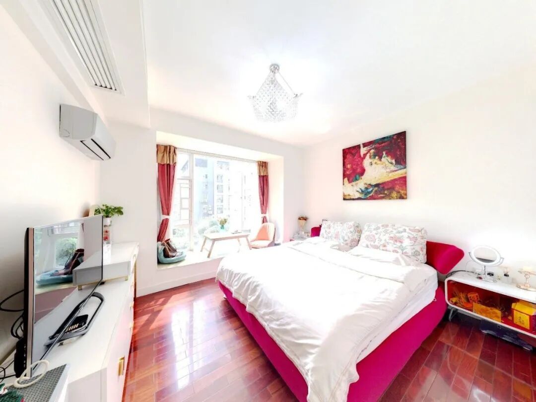 天河北二手房【伊顿18】98平，总价936万！