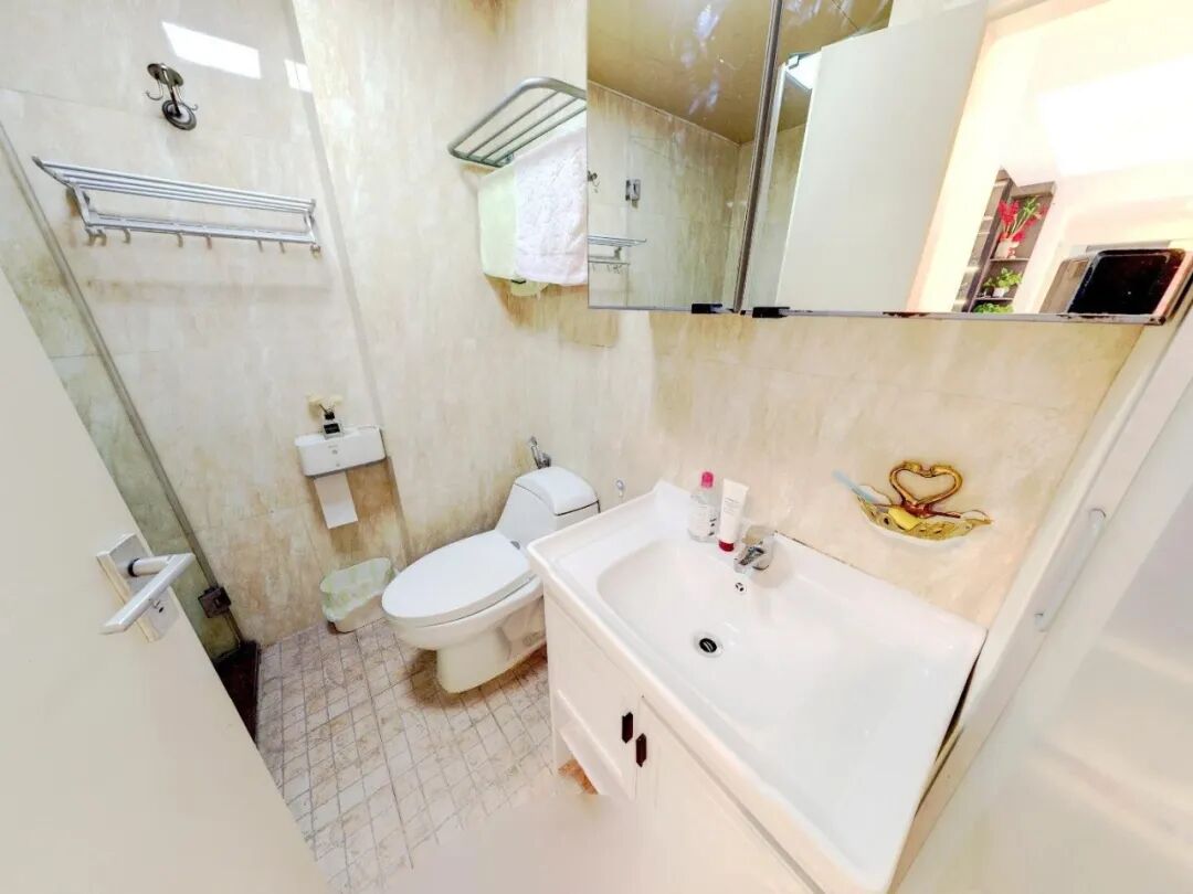 天河北二手房【伊顿18】98平，总价936万！