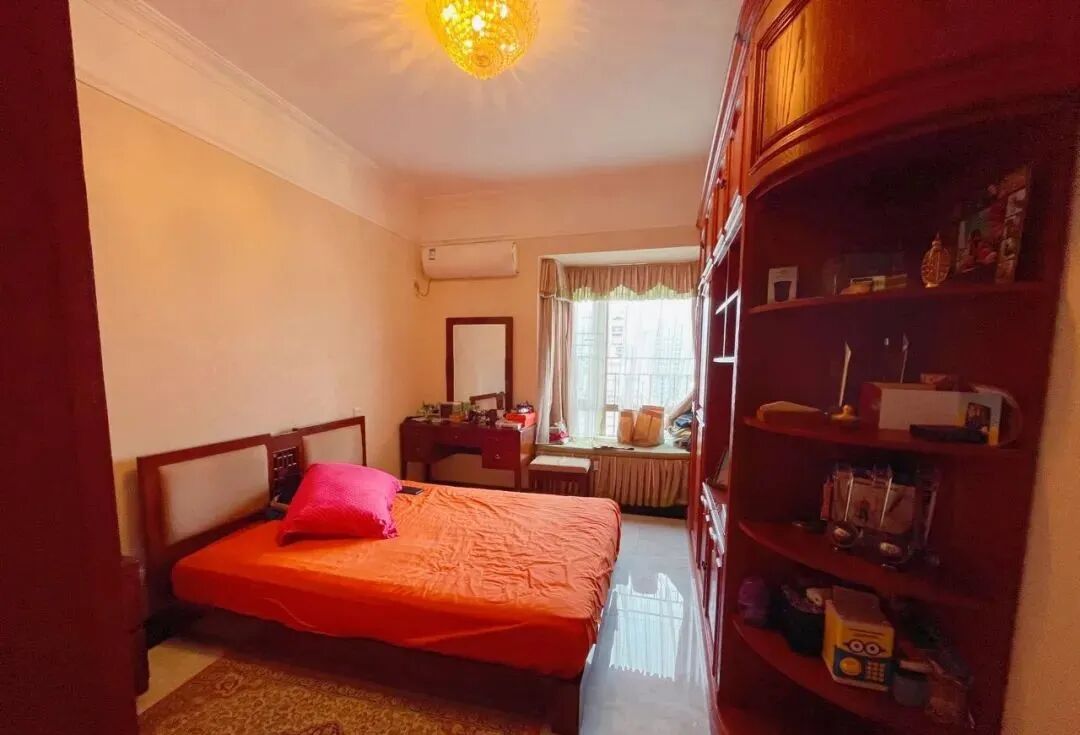 天河北二手房出售，富力天河华庭，低于高峰期成交价五百万