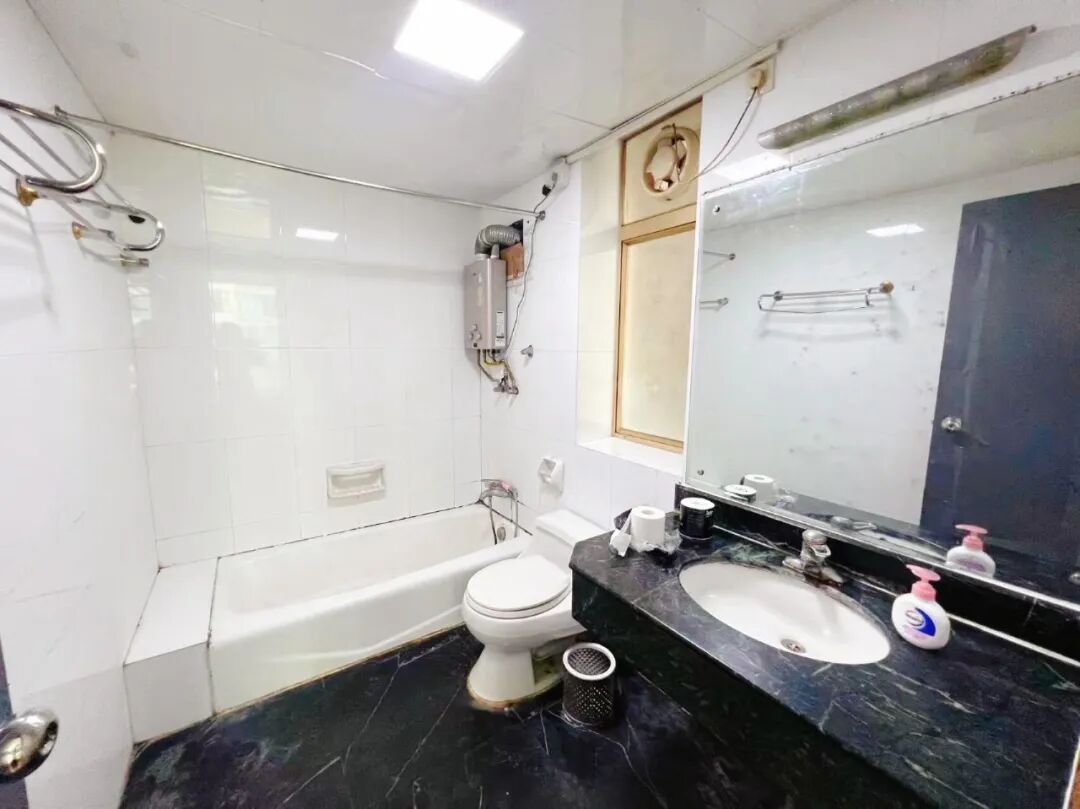 天河北二手房【帝景苑】138平，总价998多万！