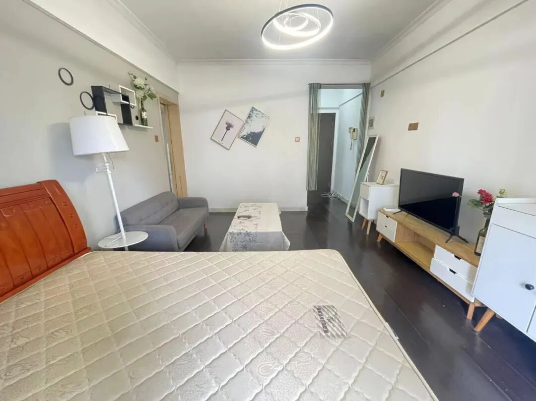 天河北二手房【鸿翔大厦】39平，总价285万！