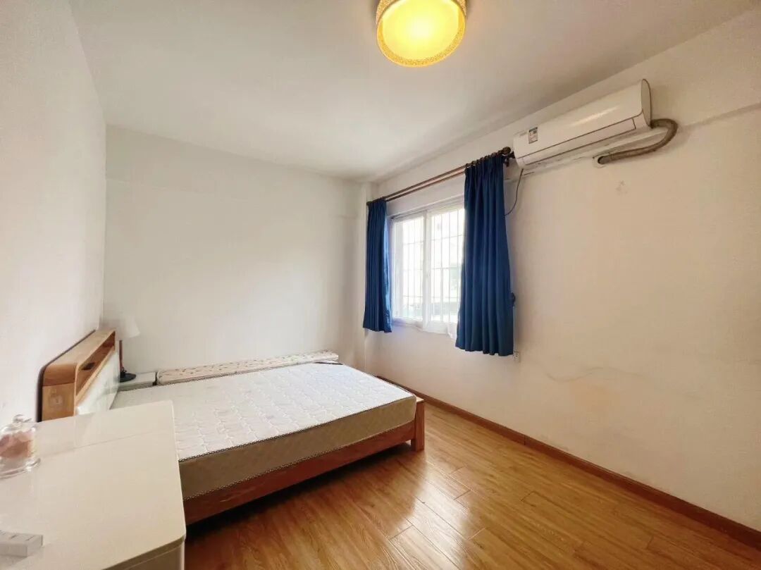 天河北二手房【龙口东小区】86平，总价400万！