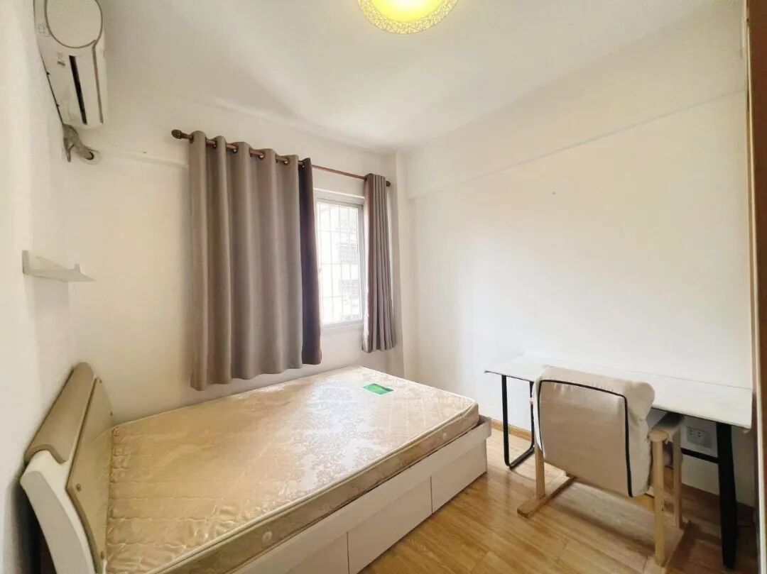 天河北二手房【龙口东小区】86平，总价400万！