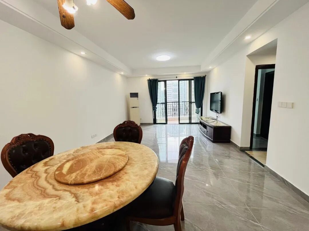 天河北二手房【芳草园】126平，总价1280万！