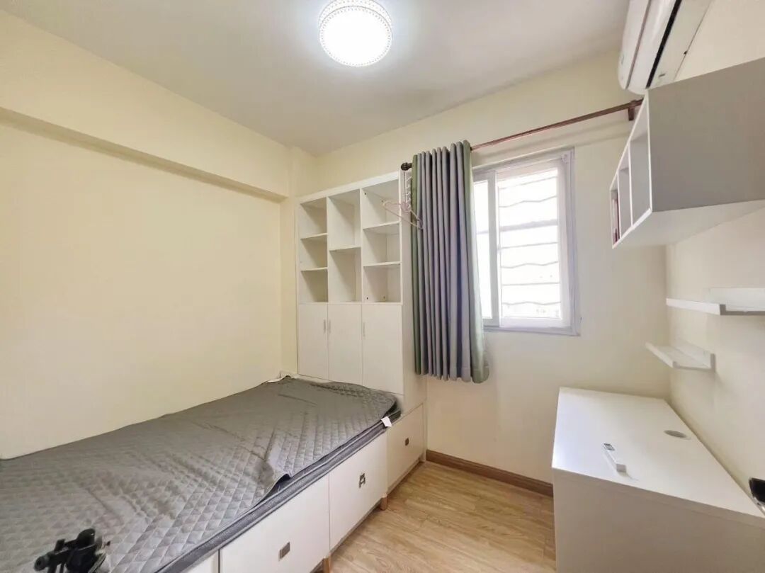 天河北二手房【龙口东小区】86平，总价400万！