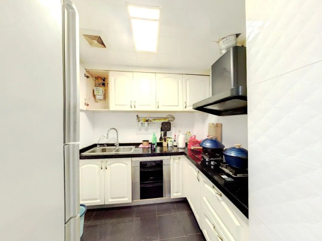 天河北二手房【伊顿18】76平，总价520万！