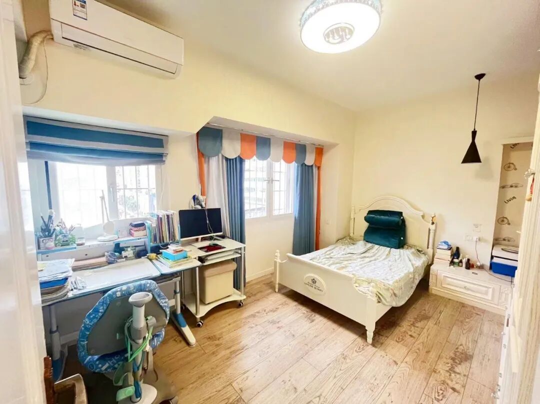 天河北二手房【天诚广场】128平，总价888万！